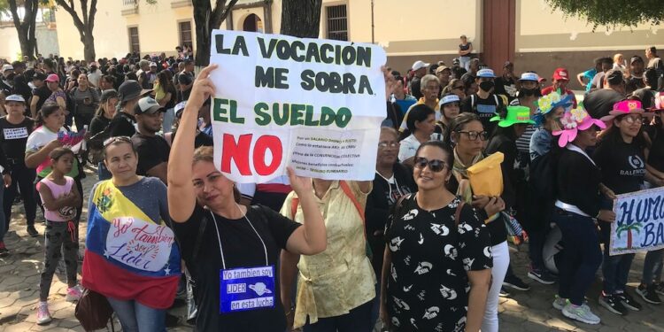 FVM: docentes jubilados no acataron el llamado a regresar a las aulas por precarios sueldos