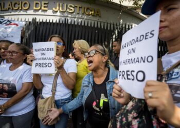 Familias de detenidos tras elecciones piden a Maduro «medida de gracia» para su liberación: «queremos una navidad sin nuestros hijos tras las rejas»