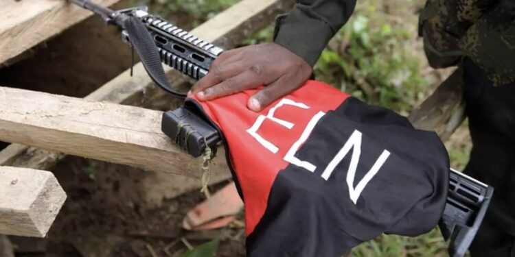 ELN ordena un «paro armado» en el oeste de Colombia tras reanudar negociaciones con el gobierno