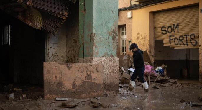 Asciende a 220 cifra de fallecidos y a 36.721 los rescatados tras afectaciones por la DANA en España