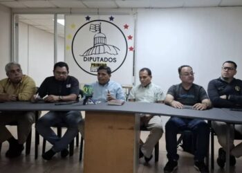 PUD Bolívar condena persecución contra dirigentes opositores