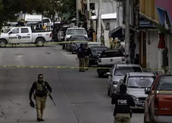 Ataque a tiros contra un bar en el centro de México deja  al menos diez muertos y siete heridos