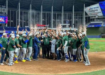 Navegantes del Magallanes se impuso ante los Criollos de Cagua y se tituló campeón en el «Choque de Gigantes»