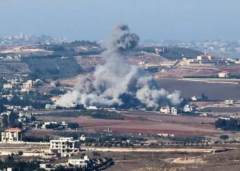 Lanzamiento de 50 cohetes desde Líbano deja tres heridos al norte de Israel