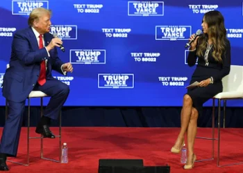 Donald Trump nombró a Kristi Noem como secretaria del Departamento de Seguridad Nacional