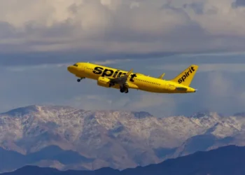 Aerolíneas suspenden vuelos a Haití tras atentando con disparos a un avión de pasajeros