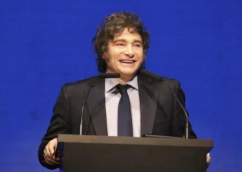 La inflación en Argentina cedió 2,7% en octubre, la más baja en casi tres años