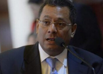 Diputado Oscar Ronderos exhortó a Nicolás Maduro indultar a los dos mil presos políticos 