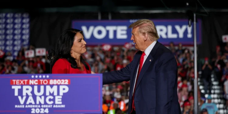 Trump nombró a Tulsi Gabbard, ex congresista demócrata, como directora de Inteligencia Nacional
