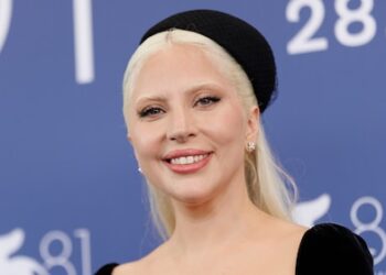Lady Gaga podría unirse a la segunda temporada de Merlina en Netflix