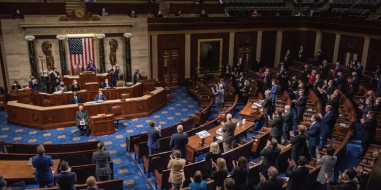 Grupo de latinos demócratas en el Congreso de EEUU será el más grande de la historia