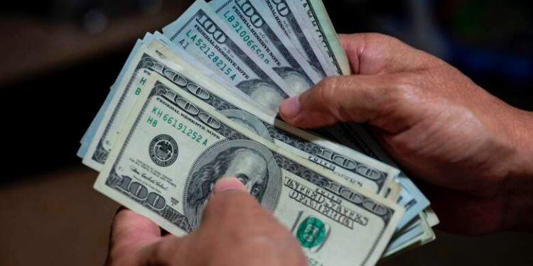 La economía de Venezuela cerraría el año con crecimiento, pero seguirían los problemas de inflación