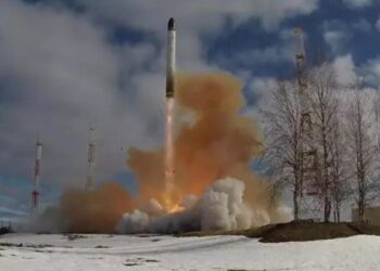 Rusia lanzó por primera vez un misil balístico intercontinental contra Ucrania