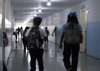 Muere joven intoxicado en el estado Miranda tras inhalar limpiador de pocetas para cumplir un reto viral