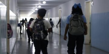 Muere joven intoxicado en el estado Miranda tras inhalar limpiador de pocetas para cumplir un reto viral