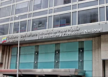 Régimen de Maduro designa nuevos viceministros para Industrias y Producción Nacional