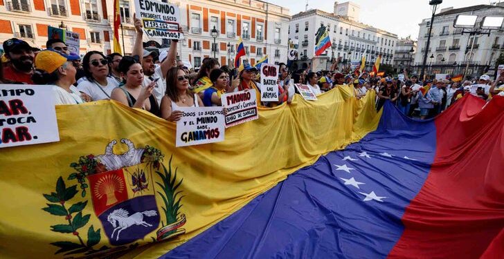 Convocan protesta mundial para exigir a la CPI actúe ante crímenes de Maduro