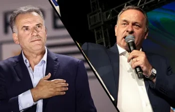 Uruguay vota en un balotaje que puede llevar a la izquierda de regreso al poder