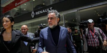 Armando Benedetti renuncia a la embajada en la FAO y reveló que está en rehabilitación por consumo de drogas