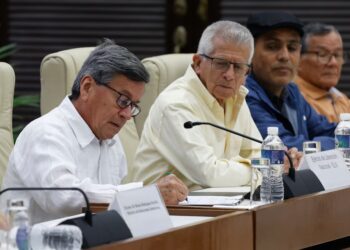 Delegación del ELN dice que avanzará en negociación cuando Petro asuma incumplimientos