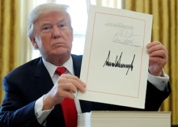 Trump impondrá aranceles adicionales a China, México y Canadá por el tráfico de drogas y la migración ilegal