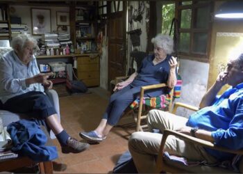 Yamandú Orsi visitó a «Pepe» Mujica para «ponerse al día en todos los temas» de Uruguay