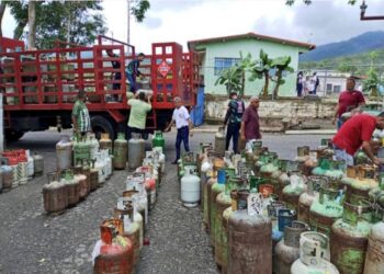 90% de los venezolanos cocina con bombonas de gas y solo un 7% tiene gas directo