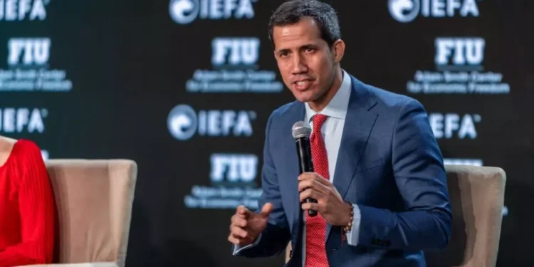 Guaidó insta a la administración de Trump a designar al Tren de Aragua como organización terrorista