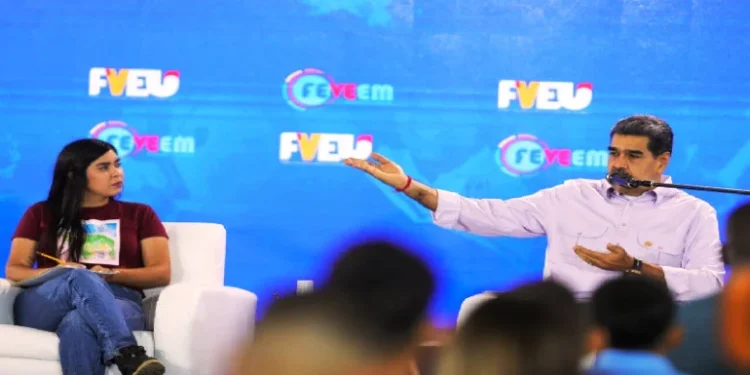 Nicolás Maduro arremetió contra Milei y lo tildó de «basura fascista» por desfinanciar las universidades públicas