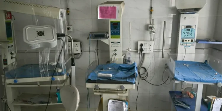 Mueren 10 recién nacidos en un incendio en un hospital de India