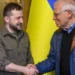 Josep Borrell se reúne con el presidente de Ucrania en Kiev en su último viaje