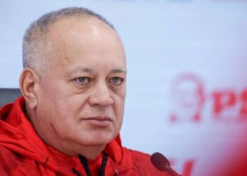 Cabello amenaza a González Urrutia: «Si viene a juramentarse el 10 de enero, le haremos un comité de bienvenida»