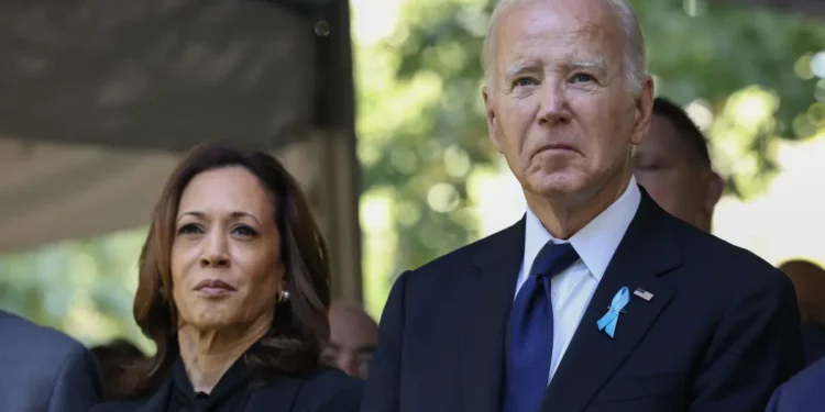 Biden y Harris reaparecen en público por primera vez desde las elecciones presidenciales