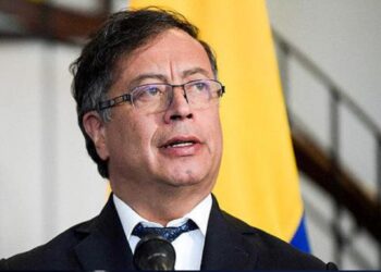 Comisión del Congreso abre una investigación a Petro por supuesta financiación irregular