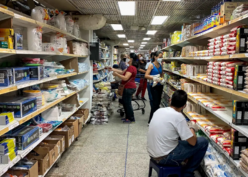 La inflación en Venezuela repunta al 4 % en octubre y la acumulada llega al 16,6 %