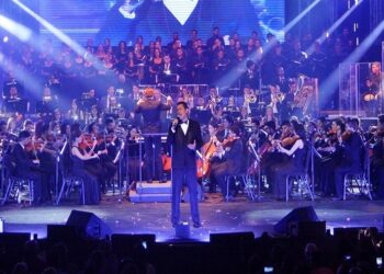 Joseph Amado hizo vibrar al ritmo de la salsa el Monumental con “Lavoe Sinfónico”