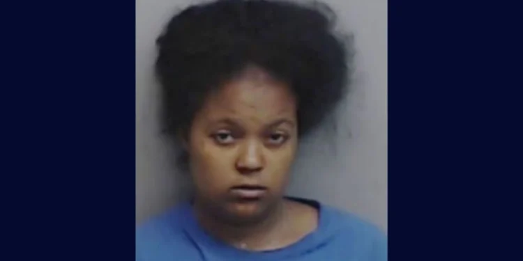 Condenan a mujer que asesinó a sus hijos en un horno y lo mostró en una videollamada