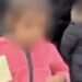 Niña salvadoreña de dos años llegó sola a la frontera de Estados Unidos buscando a sus padres