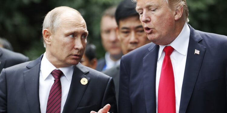 Putin felicitó a Trump por su victoria en las elecciones presidenciales en EEUU