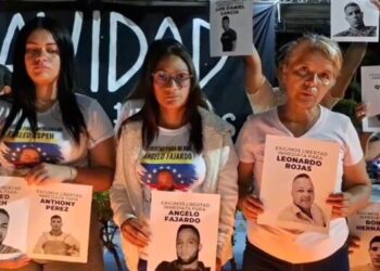 Familiares de presos políticos permanecieron en vigilia en la cárcel de Tocorón para exigir su liberación