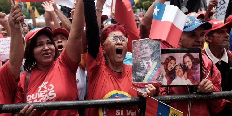 ABC de España: El chavismo intensifica la retórica belicista antes de la toma de posesión de Maduro
