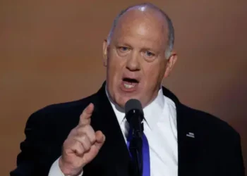 Zar de la frontera de Trump aseguró que deportaciones masivas iniciarán en Chicago