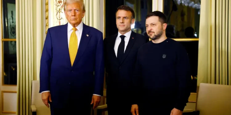 Trump se reunió con Macron y Zelenski en París