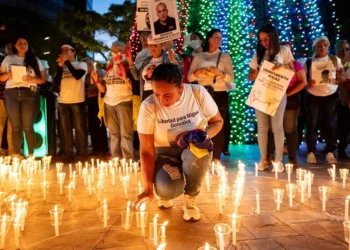 Familias de presos políticos en Venezuela exigieron una vez más su libertad y el cese de la represión