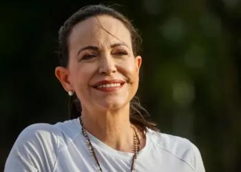 María Corina Machado denunció que agentes de seguridad «acosan» la casa de su madre por tercera vez