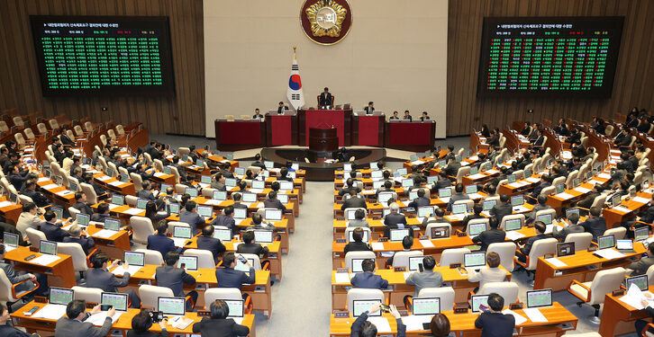 El Parlamento surcoreano destituye al presidente interino y ahonda la crisis institucional