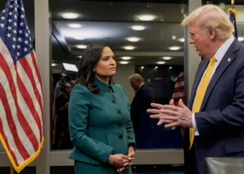 Trump sugiere que existe relación entre la vacunación infantil y el autismo