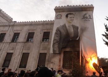 “Sin injerencia externa ni violencia”: Régimen de Maduro aboga por una “resolución pacífica” en Siria