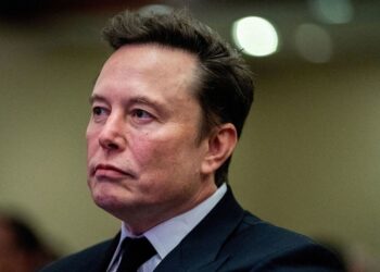 Musk apuesta por bajar precio de medicamentos adelgazantes para mejorar la salud en EEUU