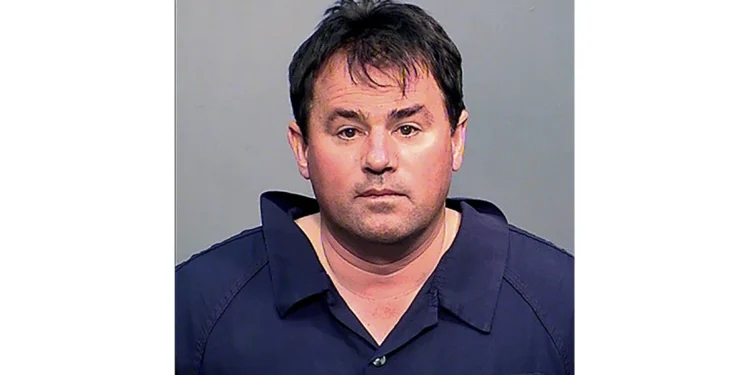 Hombre que creó una secta para abusar sexualmente de niñas en Arizona es sentenciado a 50 años de prisión